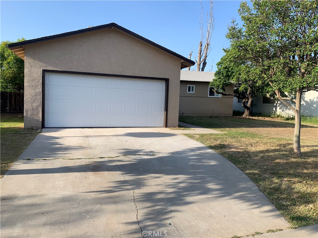 118 W Sierra Avenue