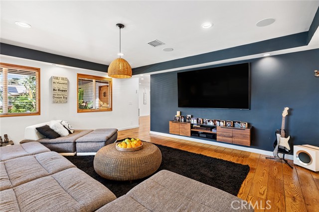 Detail Gallery Image 16 of 51 For 7454 Sausalito Ave, West Hills,  CA 91307 - 5 Beds | 4 Baths