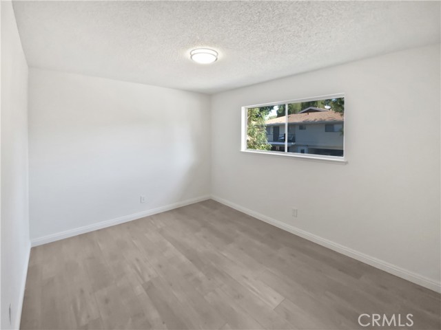 1307 W 8th Street, Upland CA: https://media.crmls.org/medias/1f3b8bfc-325c-4045-b1e1-42bafd045e51.jpg