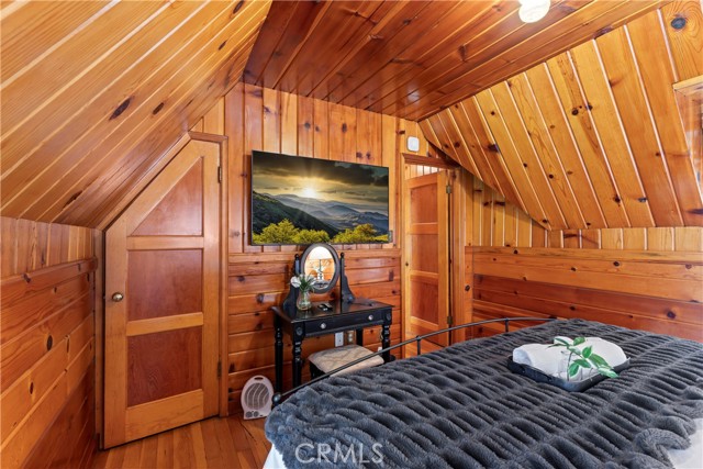 Detail Gallery Image 34 of 49 For 27675 Lakes Edge Rd, Lake Arrowhead,  CA 92352 - 3 Beds | 1/1 Baths