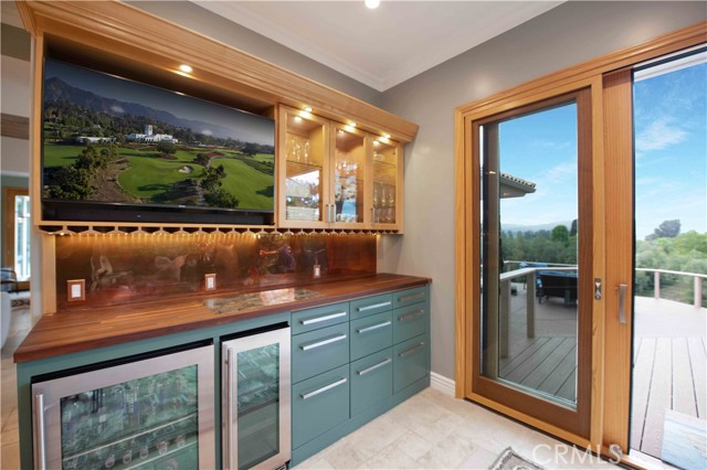 1525 Ramona Drive, Camarillo CA: https://media.crmls.org/medias/1f3d69c5-fc66-4016-94fb-cebd88593360.jpg