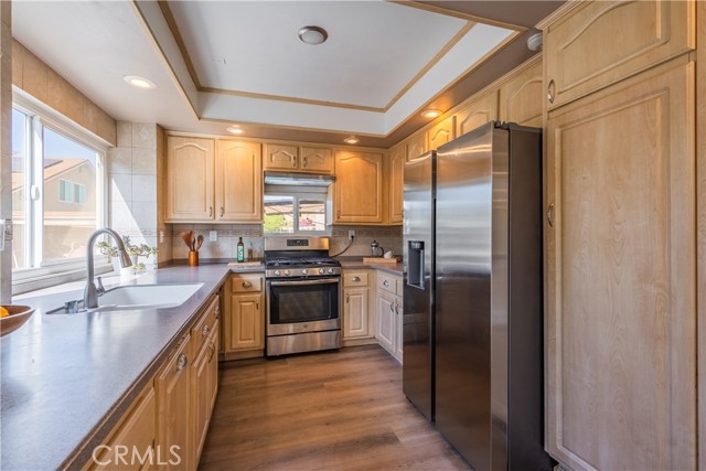 Detail Gallery Image 11 of 45 For 2410 S Sandpiper, Ontario,  CA 91761 - 4 Beds | 3 Baths