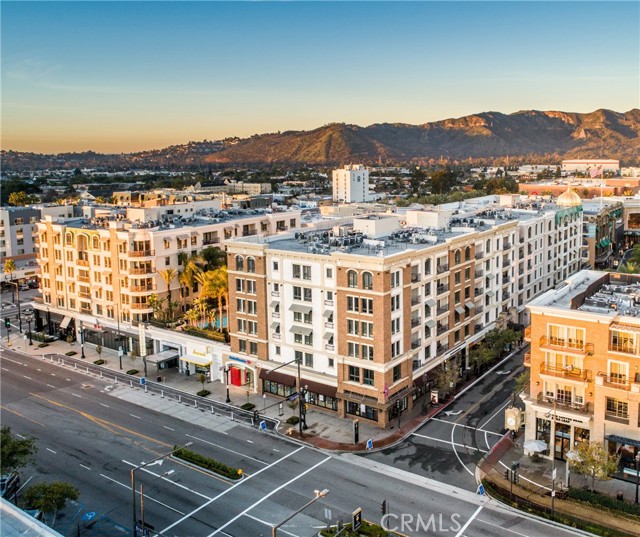 Detail Gallery Image 41 of 41 For 305 Caruso, Glendale,  CA 91210 - 2 Beds | 3 Baths