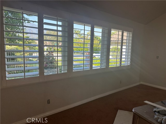 Detail Gallery Image 15 of 39 For 9545 Alta Loma Dr, Rancho Cucamonga,  CA 91737 - 5 Beds | 2/1 Baths