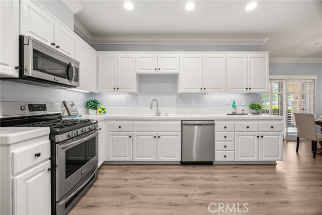15740 Agave Avenue, Chino CA: https://media.crmls.org/medias/1f4326e9-0c14-46d9-b786-72f9fc7ea97f.jpg
