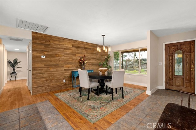 Detail Gallery Image 3 of 64 For 2250 Fern Ave, Chico,  CA 95926 - 4 Beds | 2 Baths