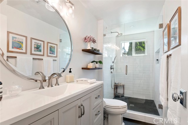 14724 Cumpston Street photo 24