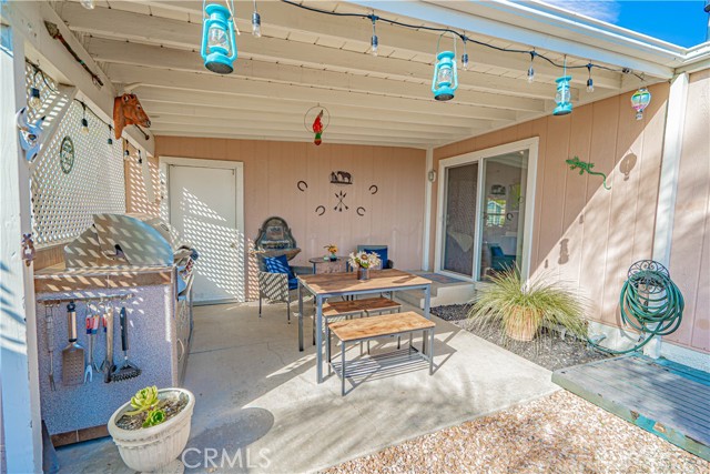 Detail Gallery Image 51 of 74 For 20164 Crestview Dr., Canyon Country,  CA 91351 - 3 Beds | 2 Baths