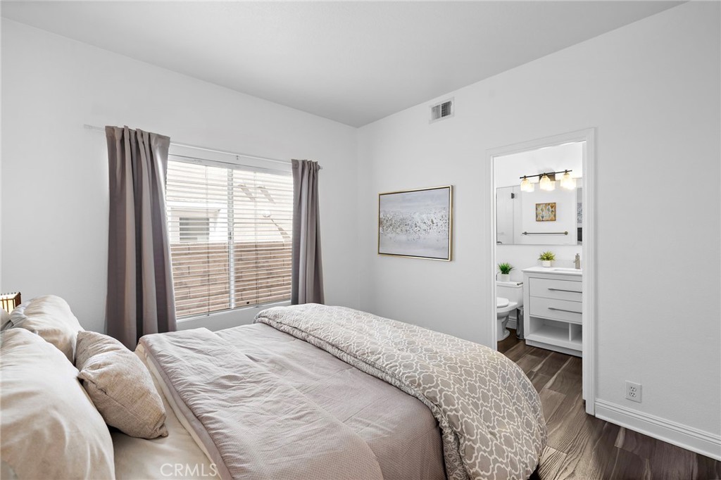 MLS #OC26150407 image #29