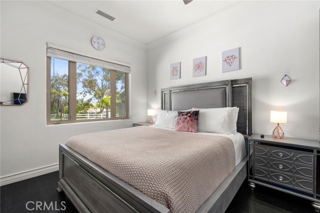 Detail Gallery Image 21 of 66 For 39625 Calle Cabernet, Temecula,  CA 92591 - 8 Beds | 6/3 Baths