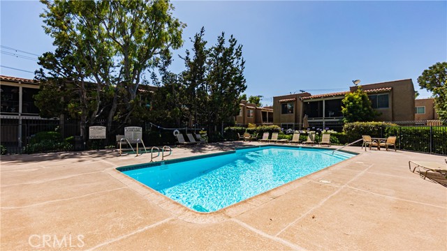 13722 Red Hill Avenue, Tustin CA: https://media.crmls.org/medias/1f452c9e-25e5-40a8-977a-9dccb657d1b7.jpg