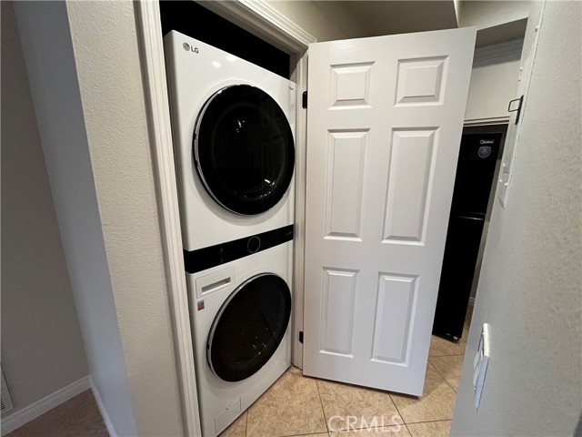 16960 Algonquin Street, Huntington Beach CA: https://media.crmls.org/medias/1f45e564-f24d-4b36-a250-73fe77690477.jpg