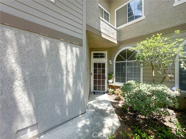 Image 18 of 20 For 24395 Landover Road 155