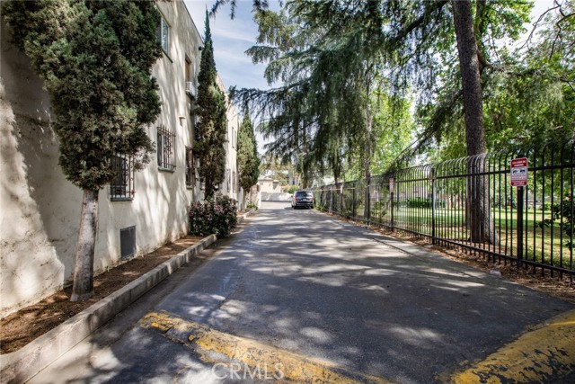 144 Carr Drive photo 4