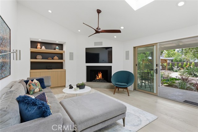 Image 7 of 55 For 5319 Penfield Avenue