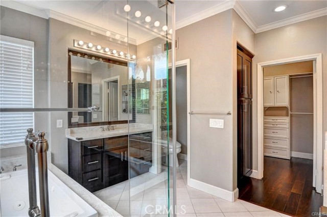 8 Foxcrest, Irvine CA: https://media.crmls.org/medias/1f478332-80d9-4445-8c64-0f129ed69787.jpg