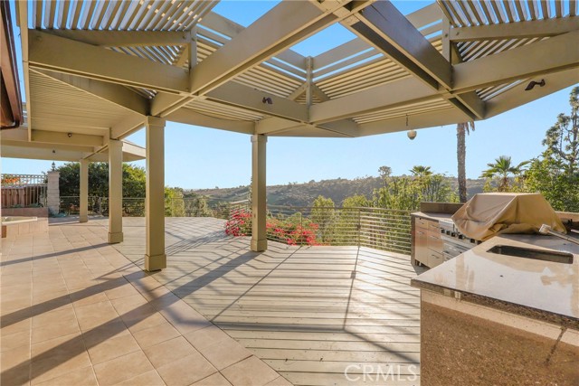 Detail Gallery Image 17 of 28 For 3103 Flintridge, Fullerton,  CA 92835 - 3 Beds | 3 Baths