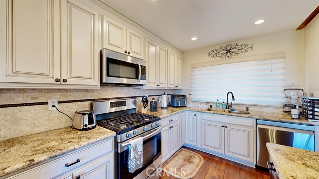 Detail Gallery Image 21 of 75 For 1430 Sequoia Dr, Lake Arrowhead,  CA 92352 - 4 Beds | 3/1 Baths