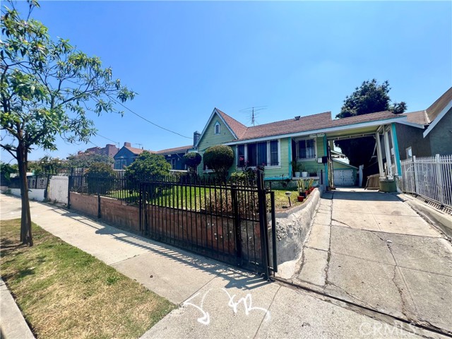 Image 2 for 11244 Berendo Ave, Los Angeles, CA 90044