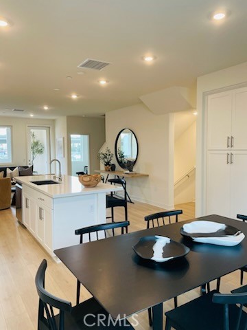 1810 E 1st Street, Santa Ana CA: https://media.crmls.org/medias/1f48b7d9-5d16-413f-a4b1-bf0b3b0a74a3.jpg