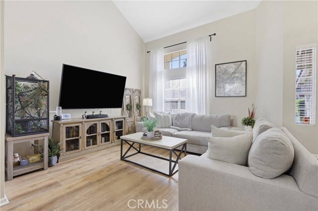 Detail Gallery Image 5 of 26 For 24546 New Haven Dr, Murrieta,  CA 92562 - 3 Beds | 2/1 Baths