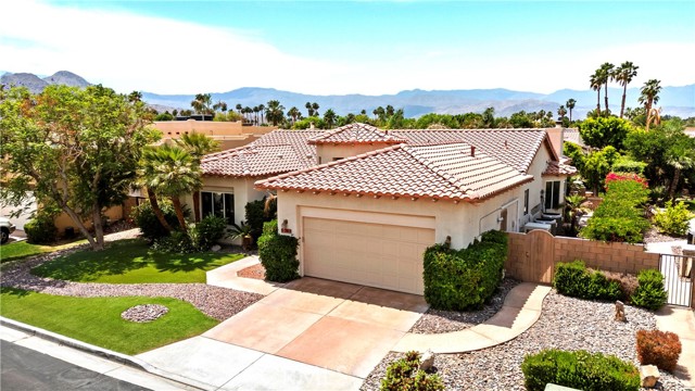 79 Sedona Court, Palm Desert CA: https://media.crmls.org/medias/1f496587-054b-4672-b252-b827ac620a9a.jpg