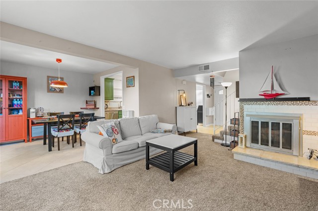 Detail Gallery Image 13 of 46 For 42849 15th St #5,  Lancaster,  CA 93534 - 2 Beds | 2/1 Baths