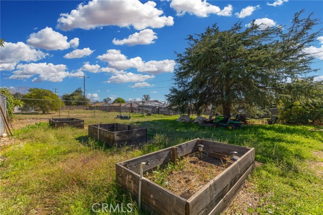 Detail Gallery Image 61 of 74 For 27953 Atlantic, Highland,  CA 92346 - 2 Beds | 1 Baths