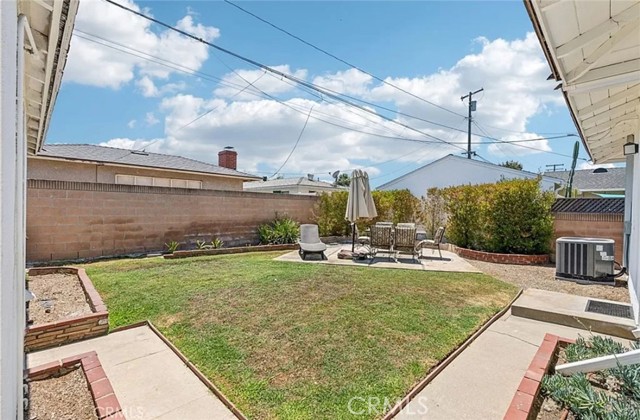 Detail Gallery Image 15 of 18 For 5340 E Mezzanine, Long Beach,  CA 90808 - 3 Beds | 2 Baths