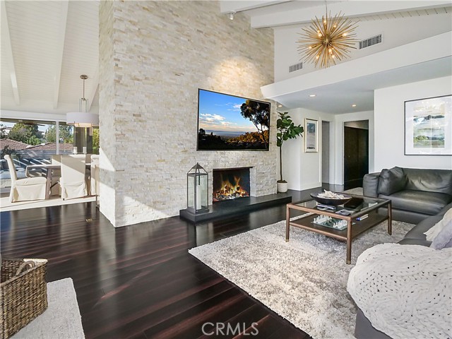 15 Dorado Place, Rolling Hills Estates, California 90274, 4 Bedrooms Bedrooms, ,2 BathroomsBathrooms,Residential,Sold,Dorado,SB22016341