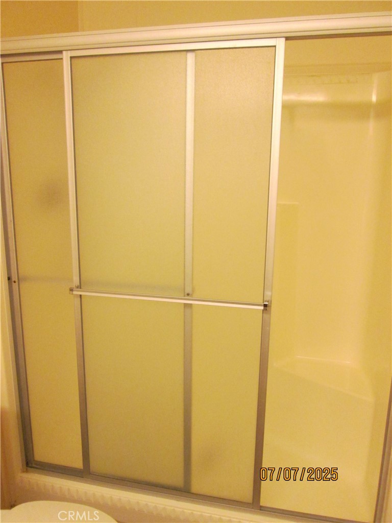 https://media.crmls.org/medias/1f4ac930-83ee-47d4-824f-cd7f89c1c2d0.jpg?preset=X-Large
