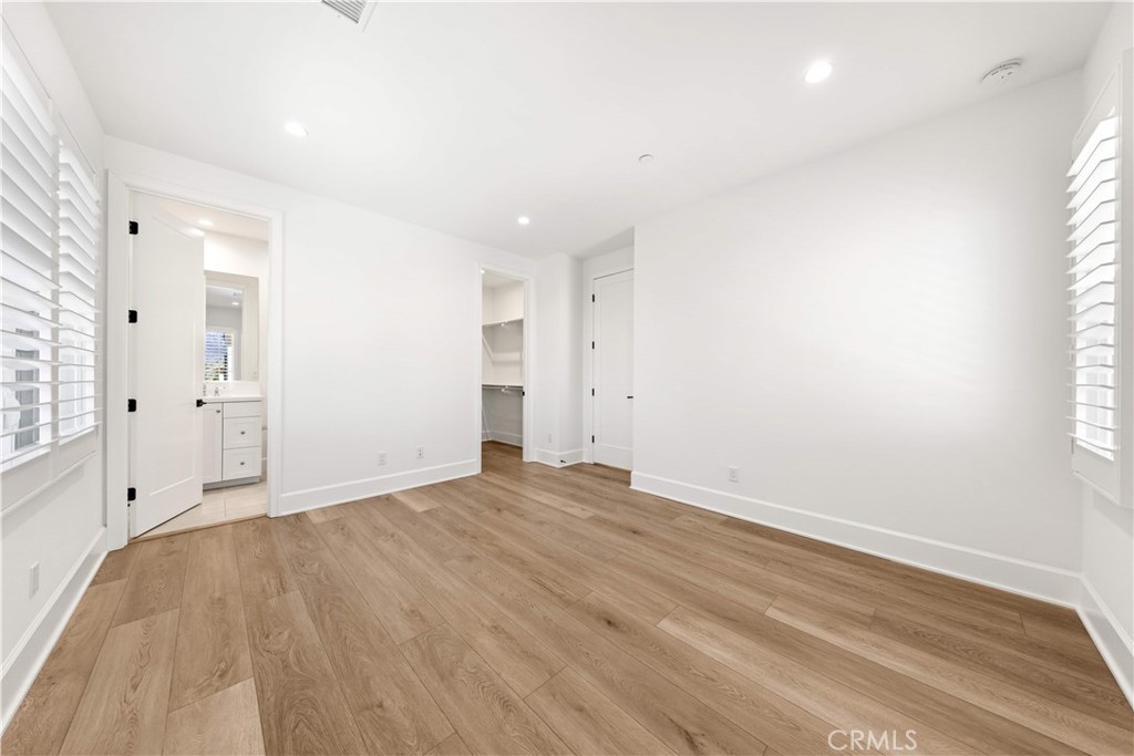 MLS #OC26152221 image #30