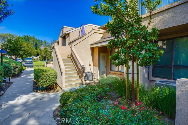 Detail Gallery Image 1 of 47 For 155 N Singingwood St #34,  Orange,  CA 92869 - 2 Beds | 2 Baths