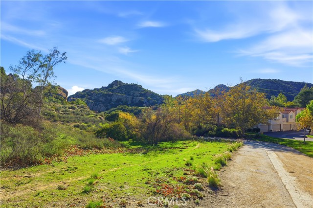 Detail Gallery Image 53 of 55 For 22350 Heritage Pass, Chatsworth,  CA 91311 - 2 Beds | 2/1 Baths