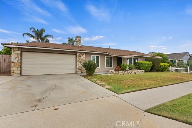 Image 2 of 26 For 738 Hollenbeck Avenue