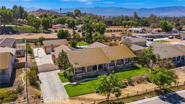 Image 3 for 708 Walking Horse Ranch Dr, Norco, CA 92860