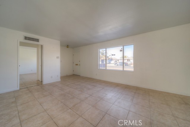 Detail Gallery Image 7 of 30 For 221 W Mayberry Ave, Hemet,  CA 92543 - 2 Beds | 1 Baths