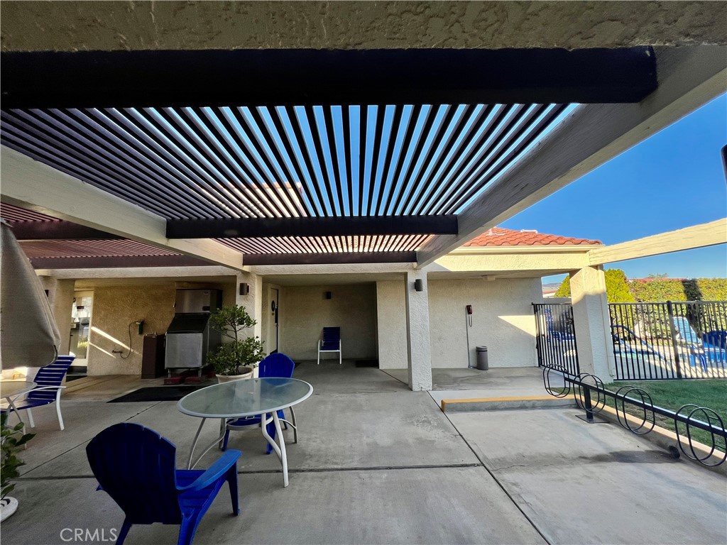 https://media.crmls.org/medias/1f4fd415-ca9e-491e-9b8a-ab76befc0827.jpg?preset=X-Large