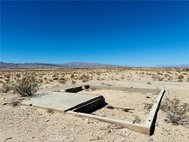 Detail Gallery Image 1 of 9 For 19 Amboy Rd, Twentynine Palms,  CA 92277 - – Beds | – Baths