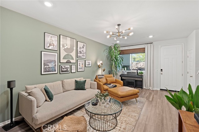 Detail Gallery Image 4 of 36 For 1752 Cayton Loop, West Covina,  CA 91790 - 3 Beds | 3 Baths