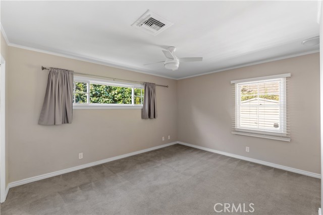 Detail Gallery Image 11 of 19 For 23017 Sylvan Street, Woodland Hills,  CA 91367 - 3 Beds | 2/1 Baths