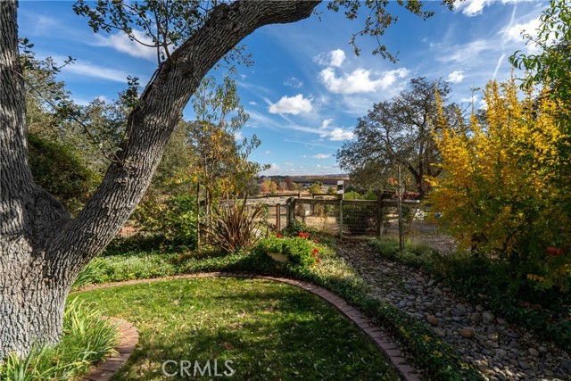 Detail Gallery Image 35 of 58 For 5679 Loma Verde Drive, Paso Robles,  CA 93446 - 3 Beds | 2 Baths