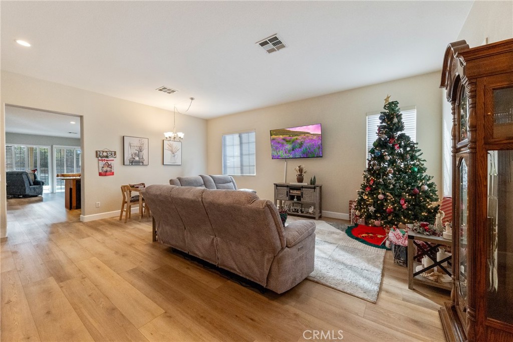 MLS #PW25279072 image #5