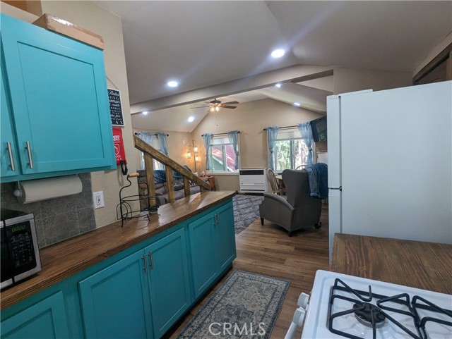 Detail Gallery Image 27 of 53 For 21920 Plunge Rd, Cedarpines Park,  CA 92322 - 2 Beds | 2 Baths