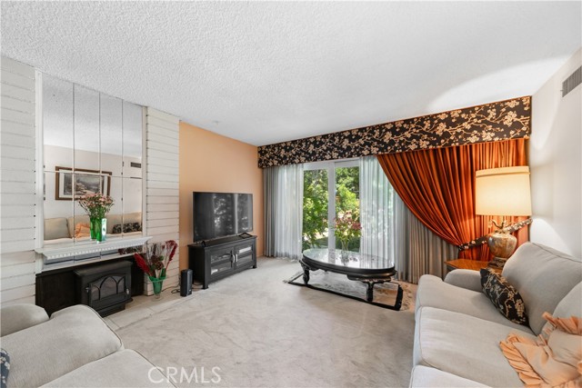 3032 Pietro Drive, Hacienda Heights CA: https://media.crmls.org/medias/1f53e999-9f1b-42f5-ba1f-ca5deafdcb7e.jpg