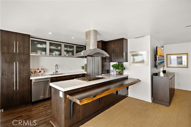 21702 Ocean Vista Drive, Laguna Beach CA: https://media.crmls.org/medias/1f54d592-3344-4deb-af2b-64917e381fe3.jpg