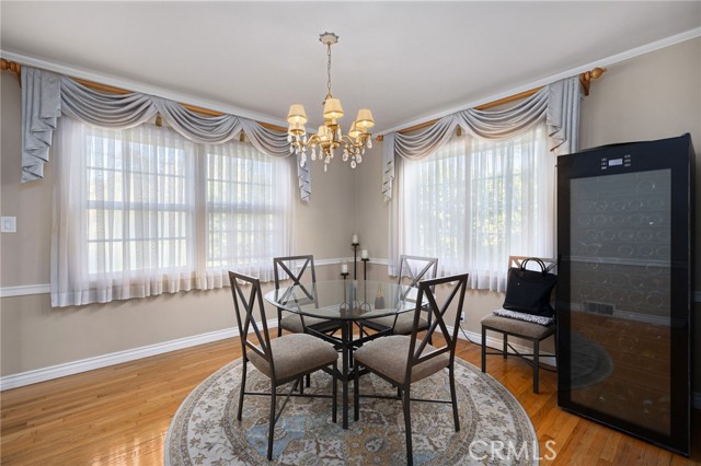 Detail Gallery Image 17 of 69 For 2964 Lombardy Rd, Pasadena,  CA 91107 - 4 Beds | 3 Baths