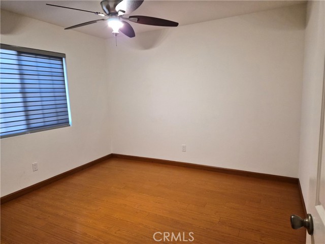 Detail Gallery Image 18 of 33 For 7615 Glade Ave #115,  Canoga Park,  CA 91304 - 3 Beds | 2/1 Baths