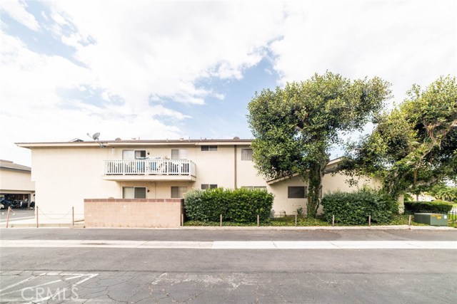 18609 Del Rio Place #26