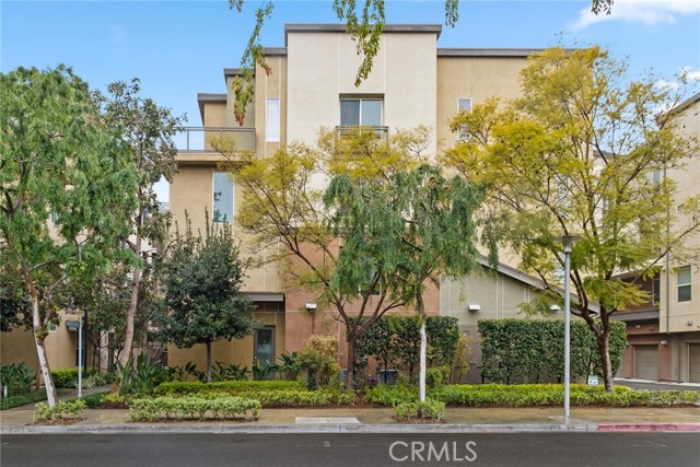 Image 24 of 26 For 555 Rockefeller